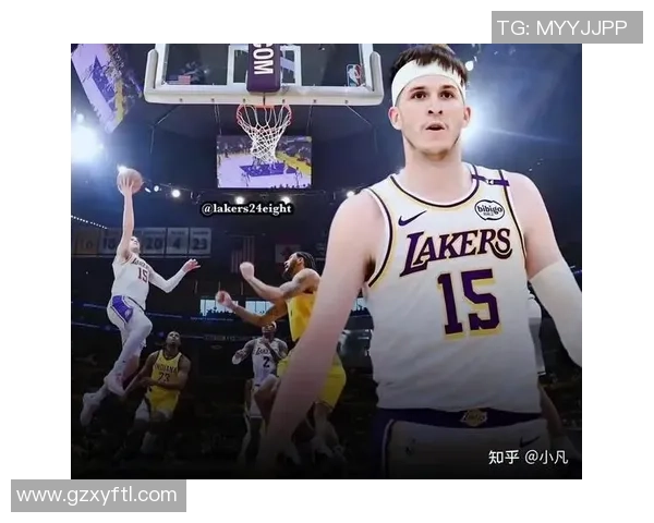 小里弗斯:老詹在简直一切队都能做持球大核 唯一在湖人得打无球 小里弗斯:老詹在简直一切队都能做持球大核 唯一在湖人得打无球